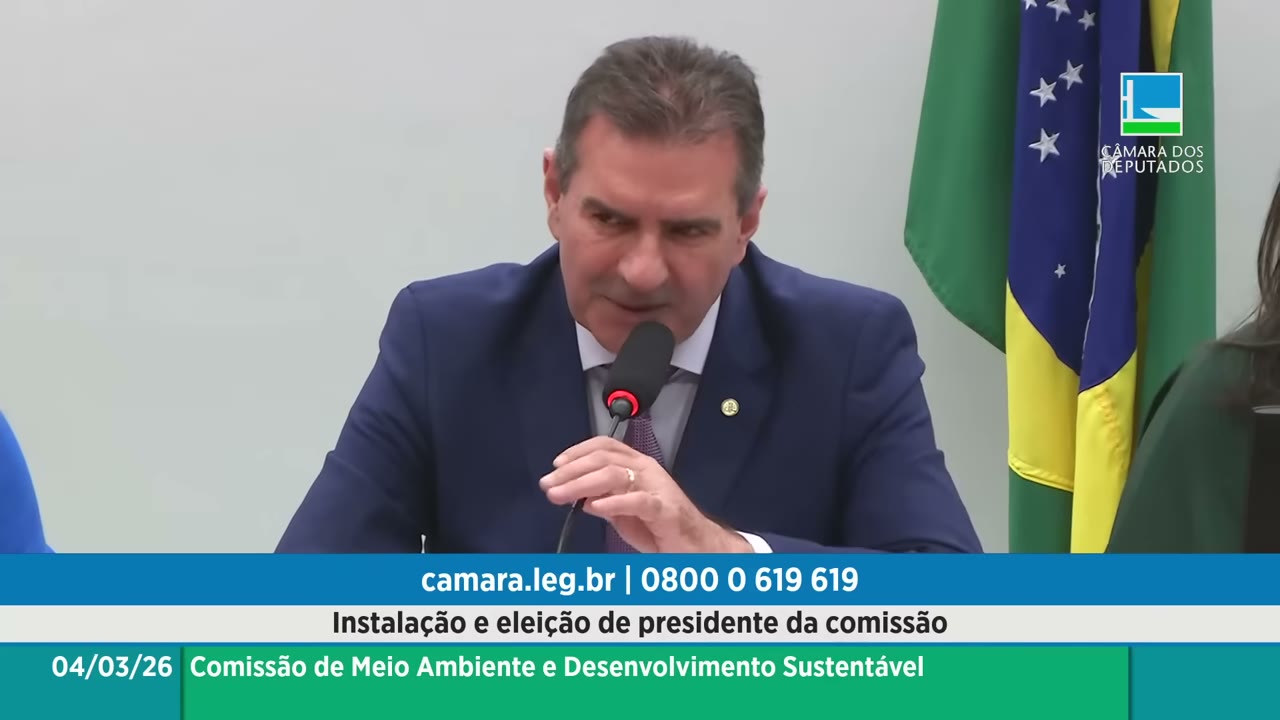 Vídeo do evento em 1:04:25