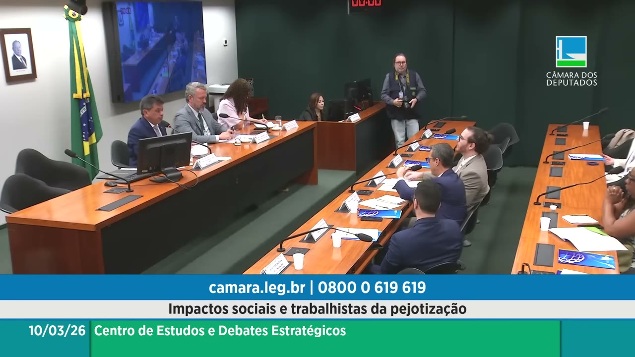 Vídeo do evento em 1:15:54