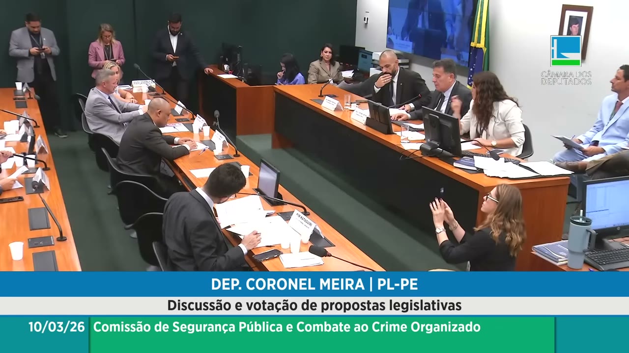 Vídeo do evento em 1:00:24