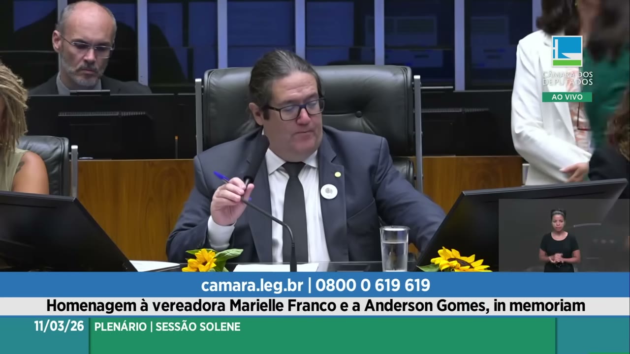 Vídeo do evento em 1:36:02