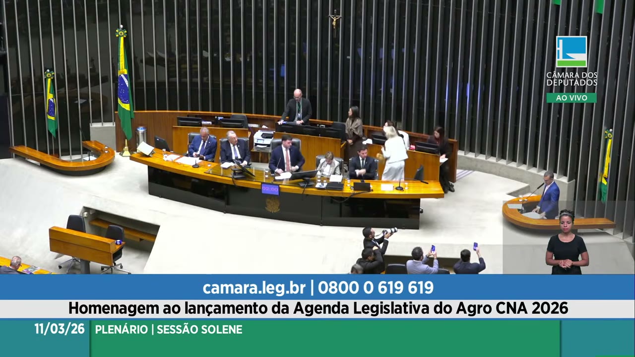 Vídeo do evento em 1:06:34