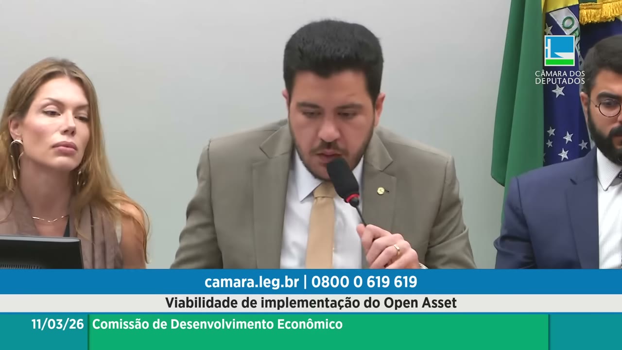 Vídeo do evento em 1:02:44