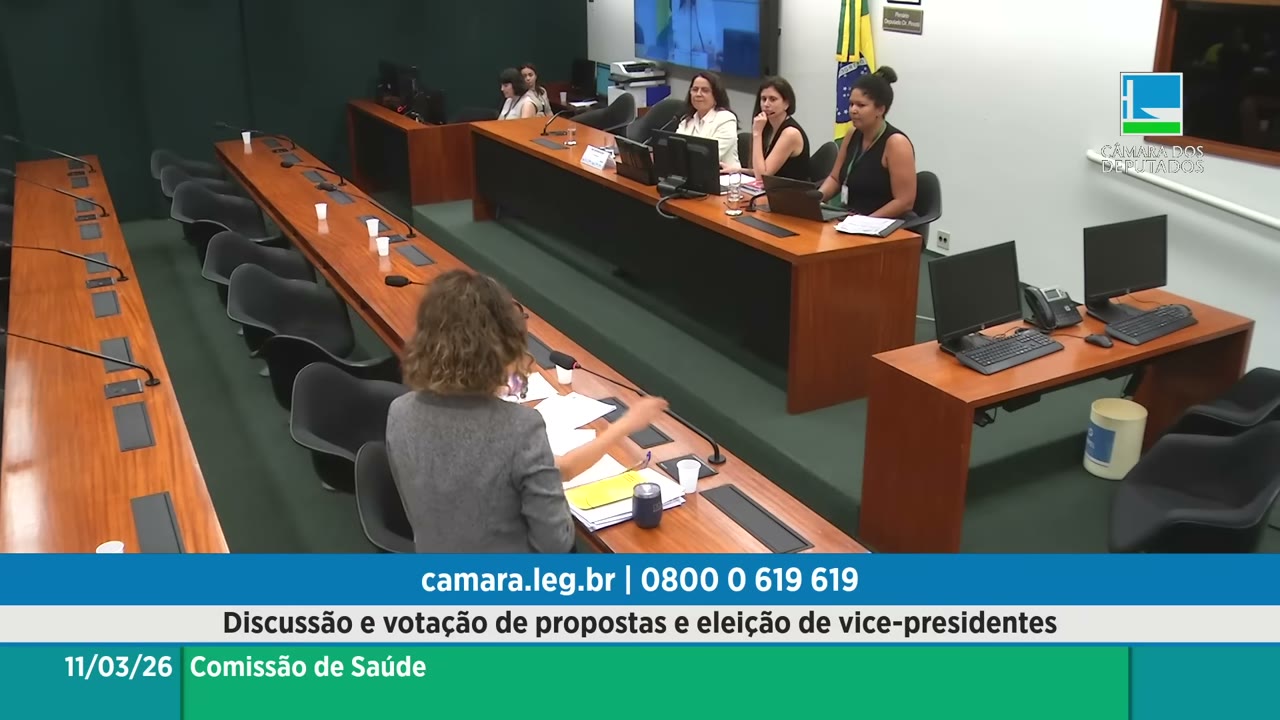 Vídeo do evento em 1:05:19