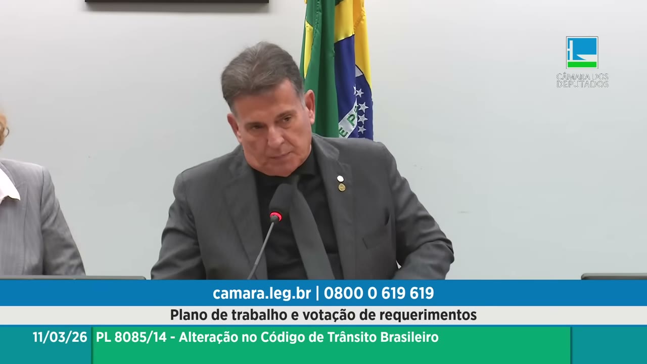 Vídeo do evento em 1:05:43