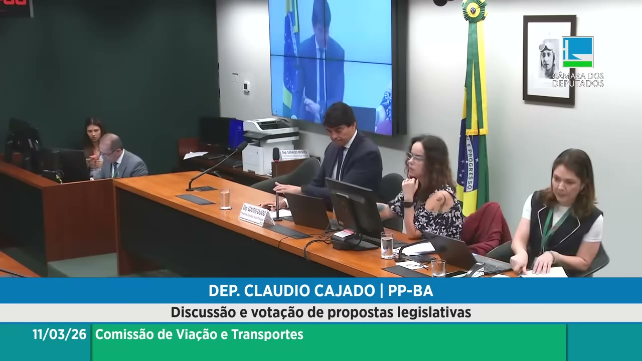Vídeo do evento em 1:03:17