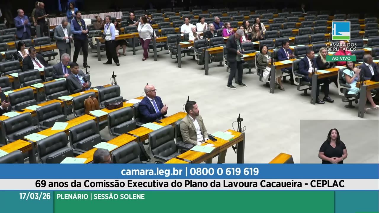 Vídeo do evento em 1:04:46