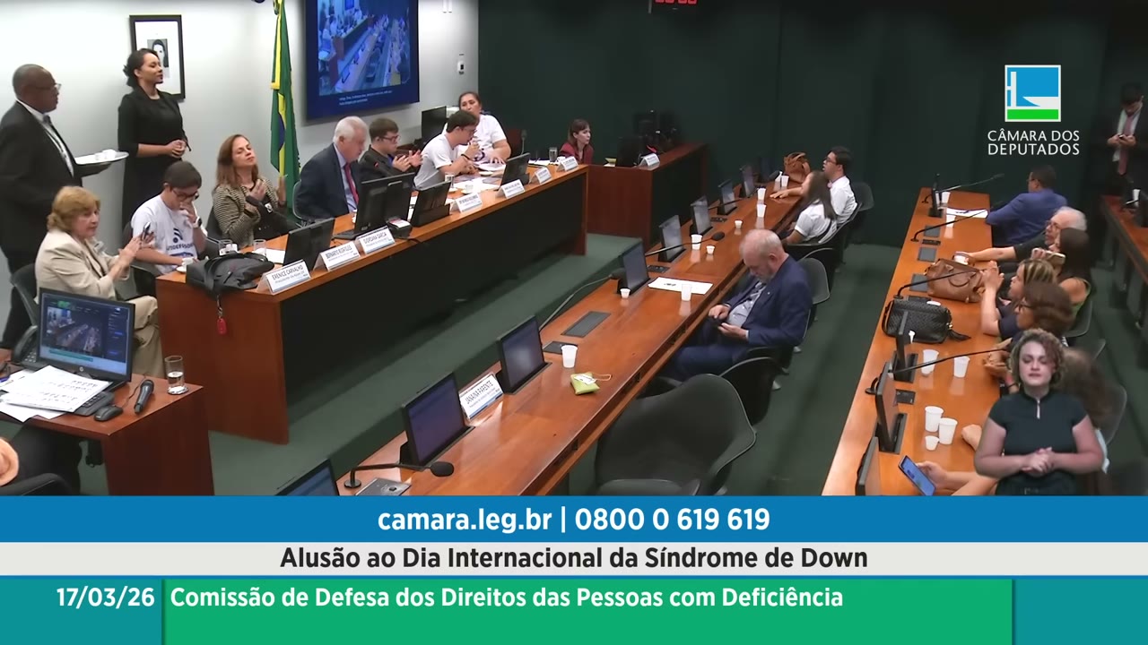 Vídeo do evento em 1:28:43