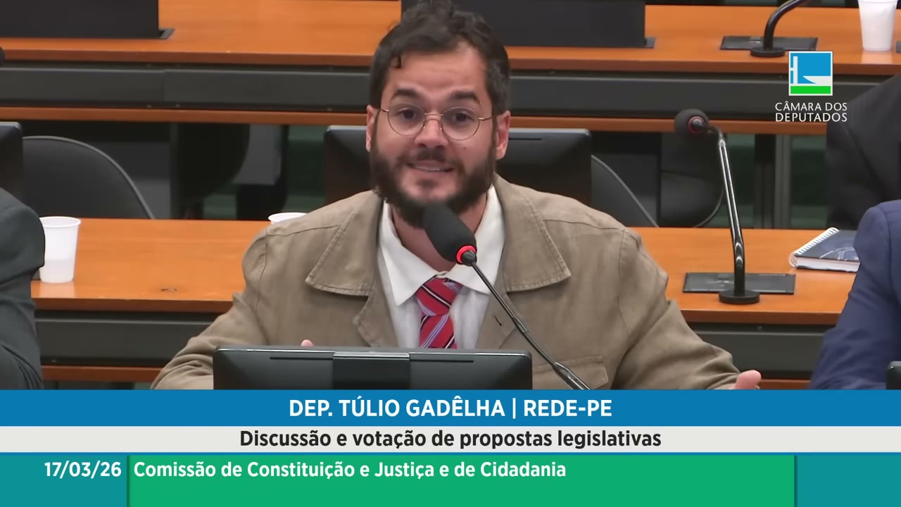 Vídeo do evento em 2:06:29