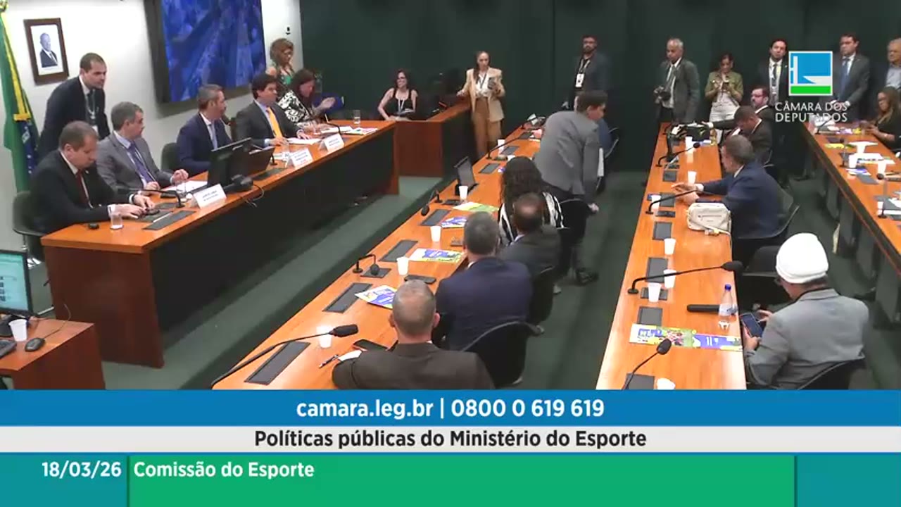 Vídeo do evento em 1:10:31