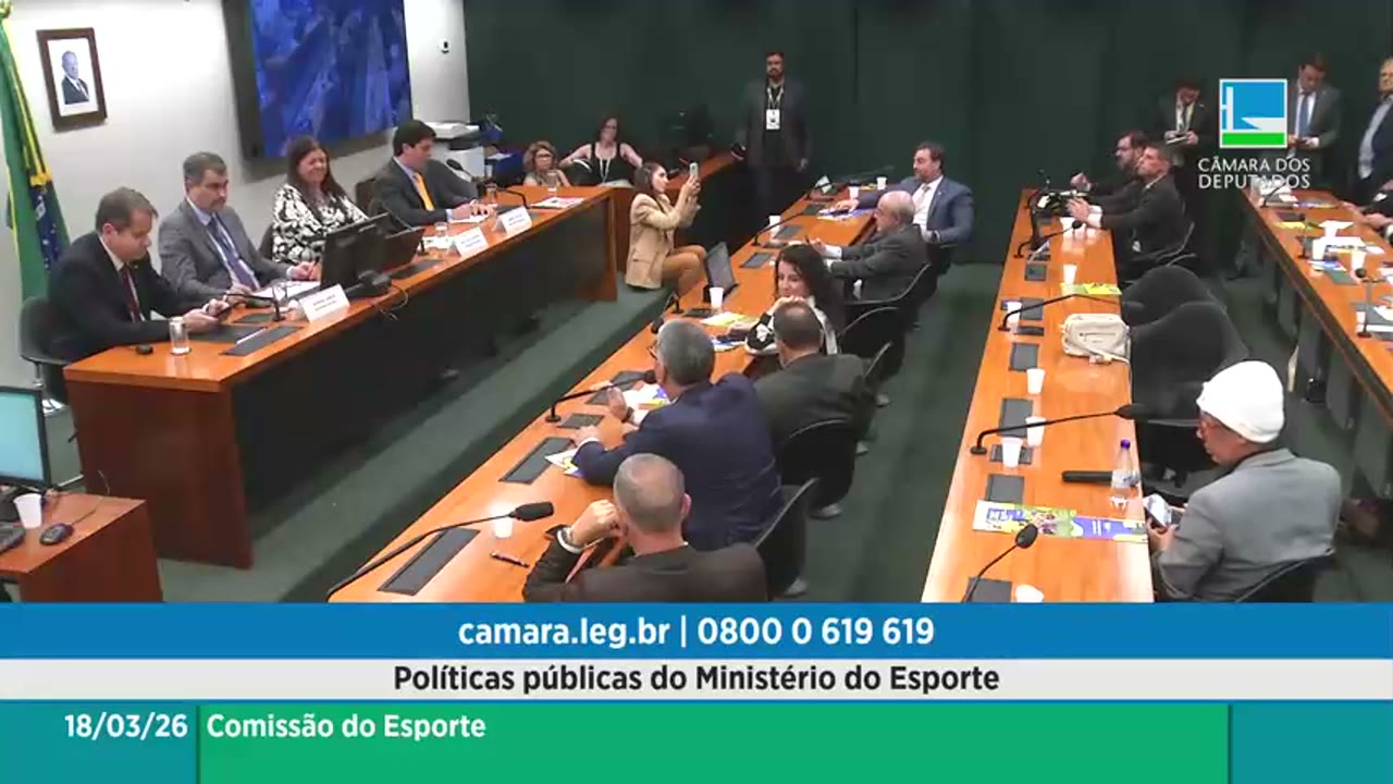 Vídeo do evento em 1:14:30