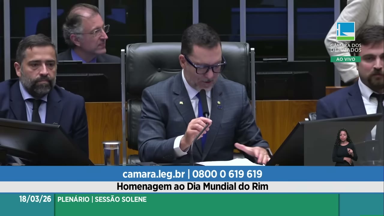 Vídeo do evento em 1:02:10