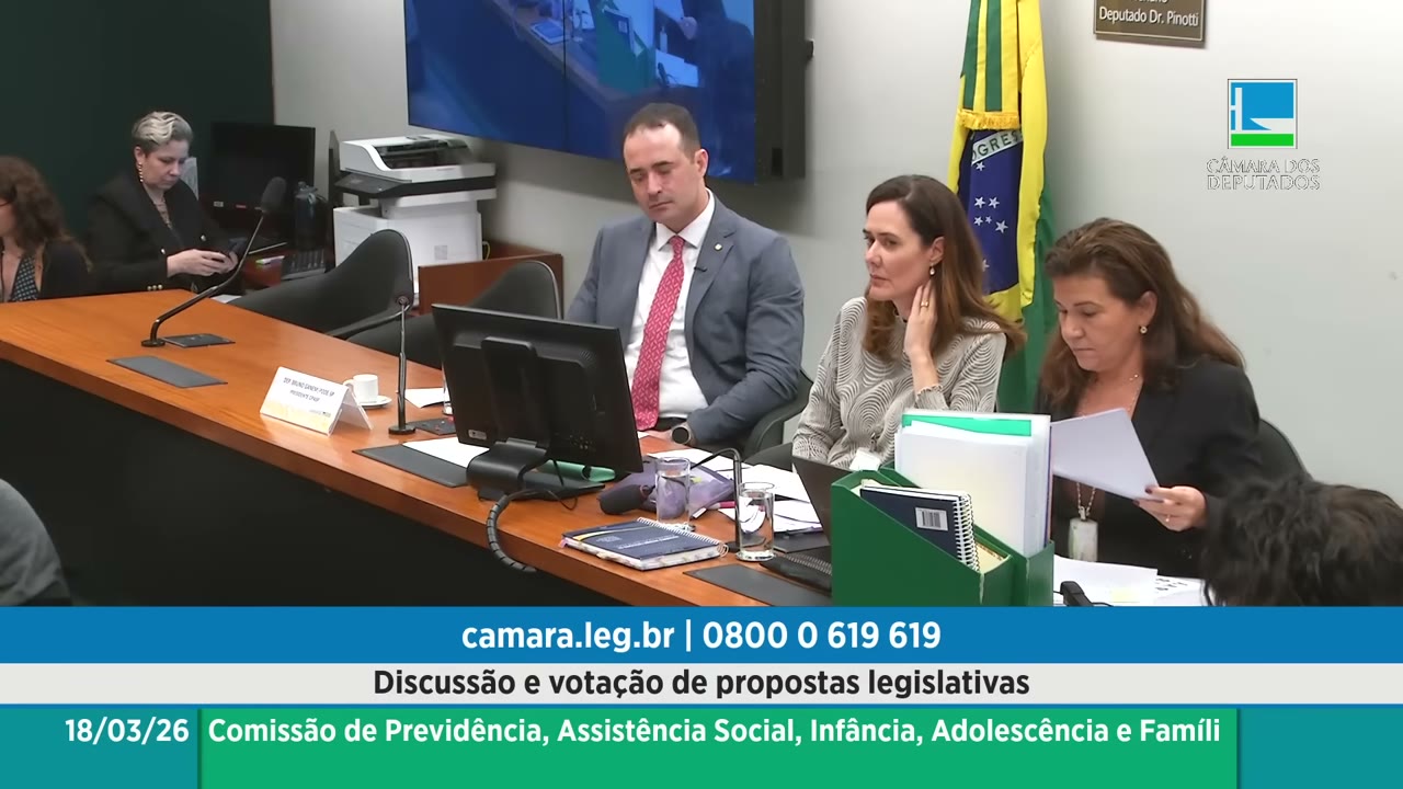 Vídeo do evento em 1:00:29
