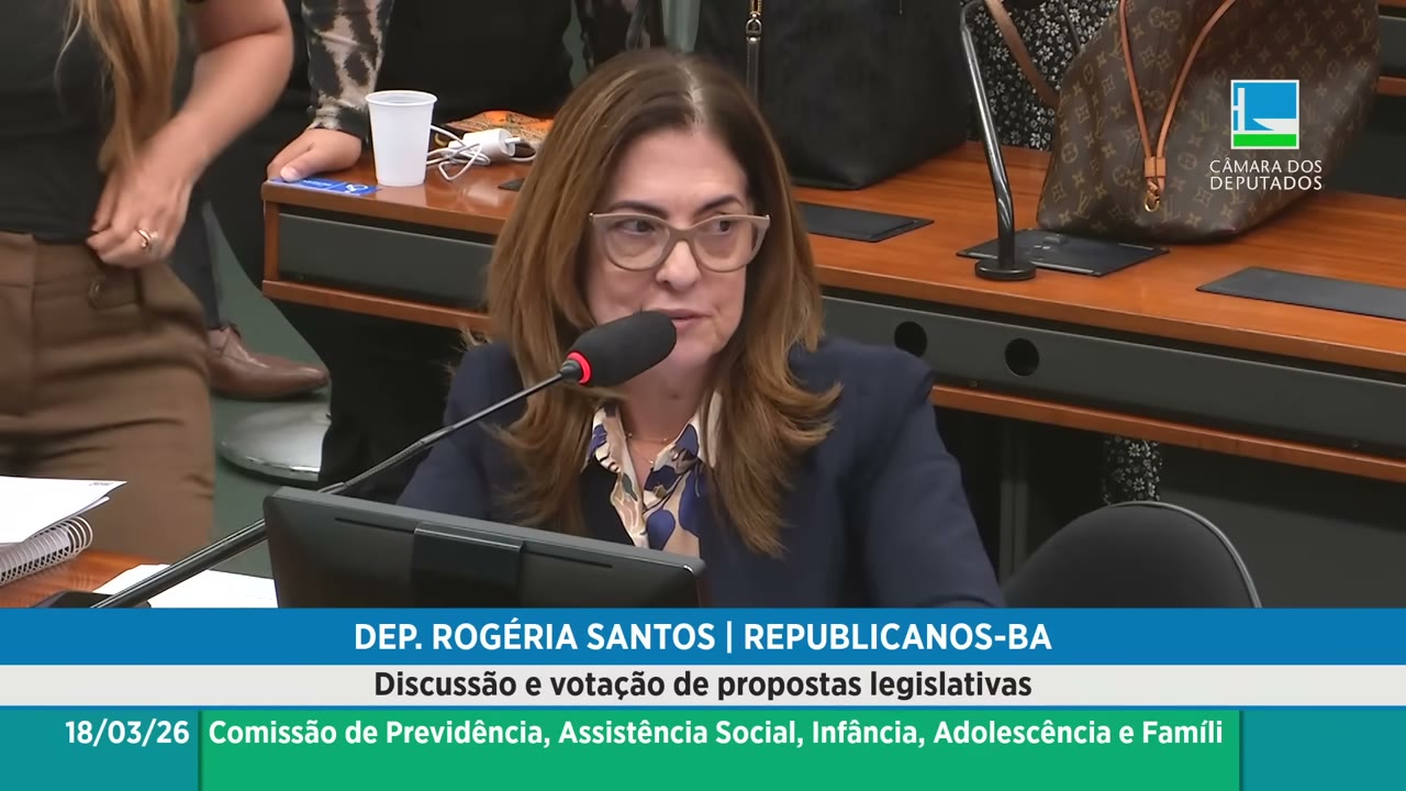 Vídeo do evento em 1:03:13