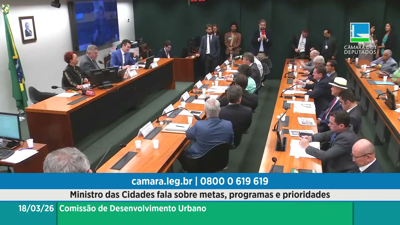 Vídeo do evento em 1:20:05
