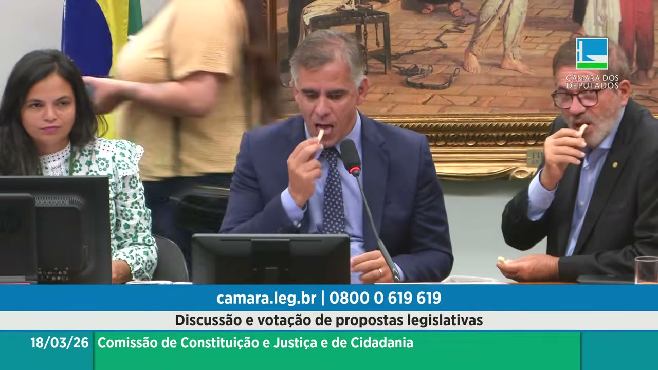 Vídeo do evento em 1:28:27