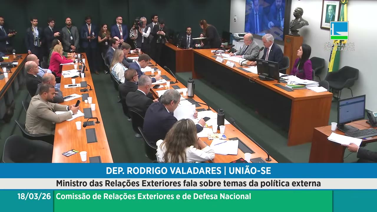 Vídeo do evento em 1:02:41