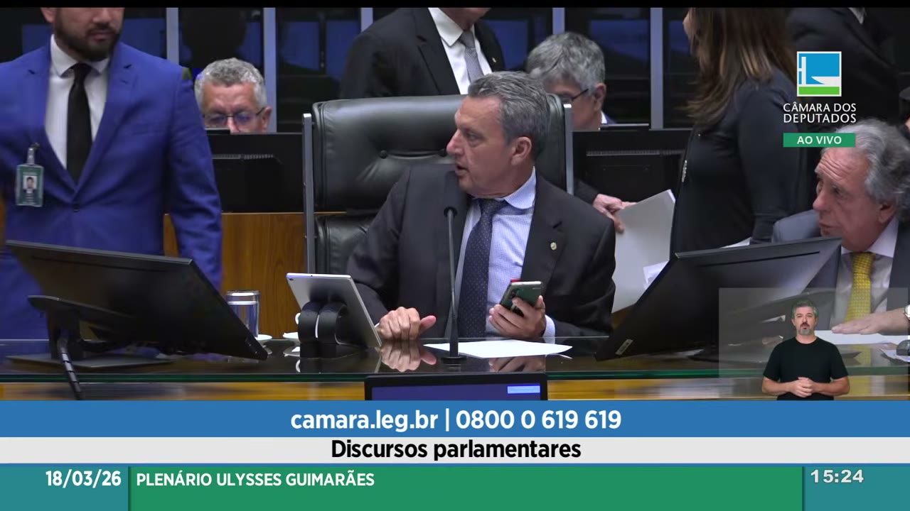 Vídeo do evento em 1:06:19