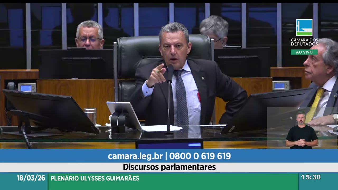 Vídeo do evento em 1:12:03