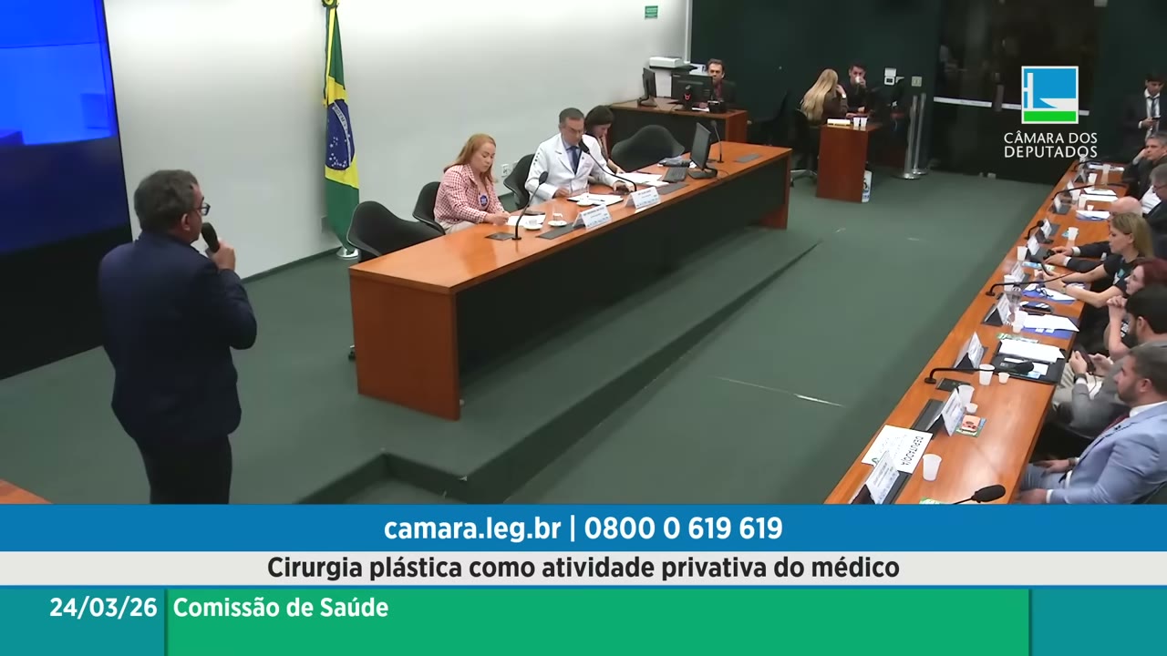 Vídeo do evento em 1:04:18
