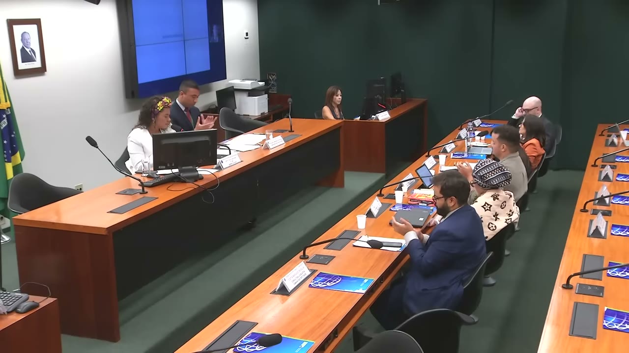 Vídeo do evento em 1:13:30