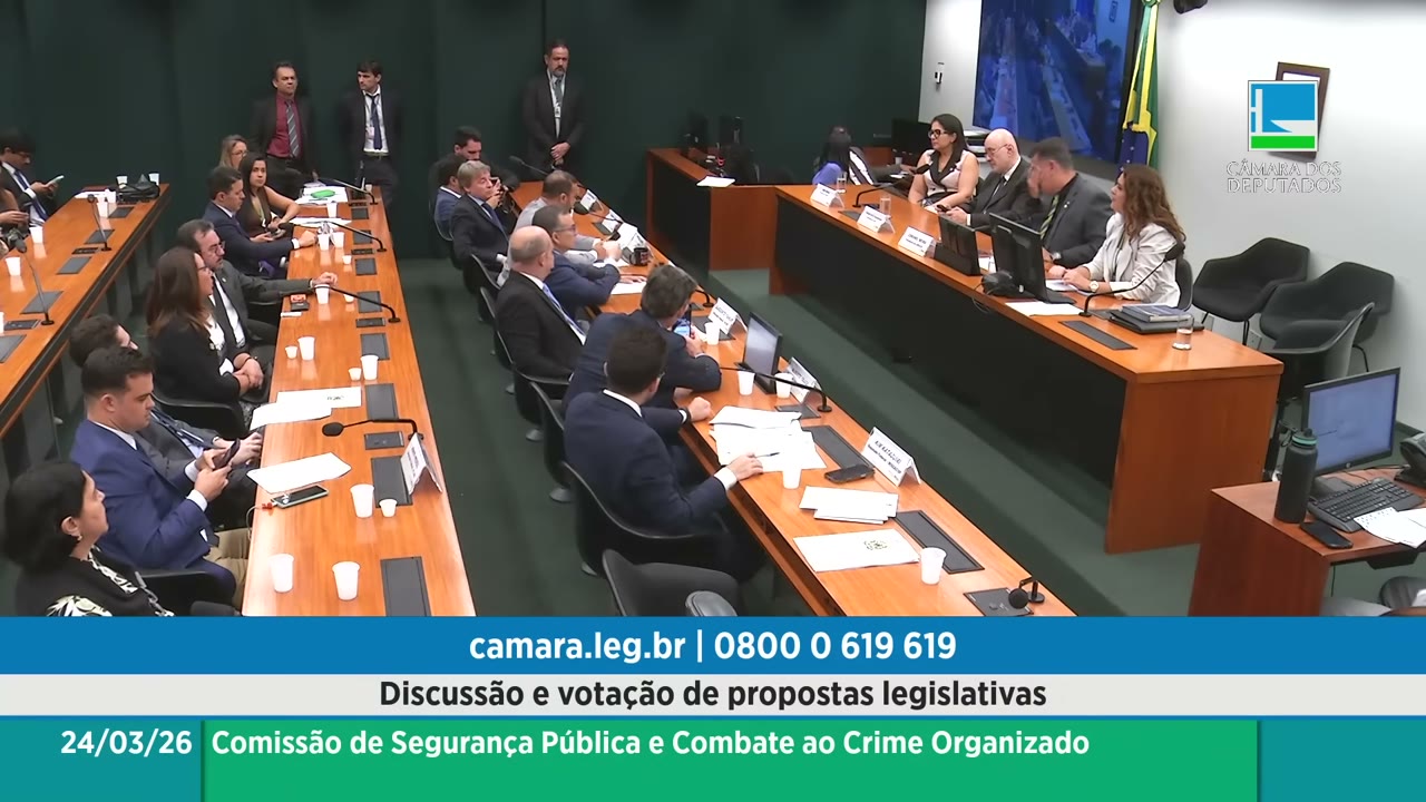 Vídeo do evento em 1:00:39