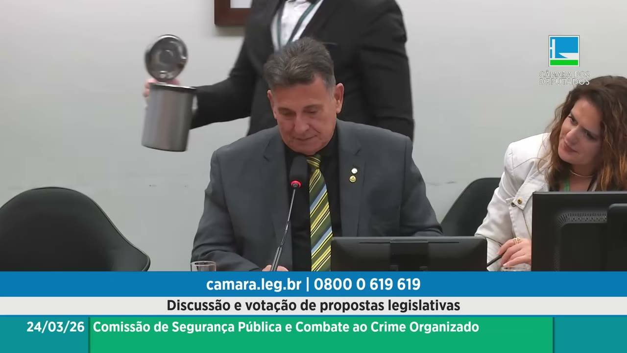 Vídeo do evento em 2:06:48