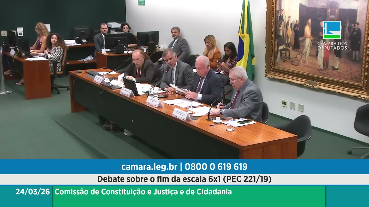 Vídeo do evento em 1:01:15