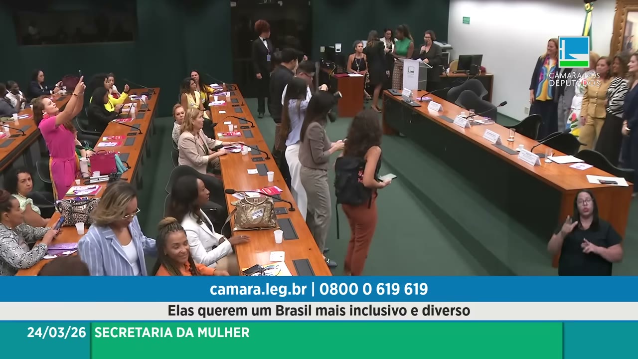Vídeo do evento em 1:11:35