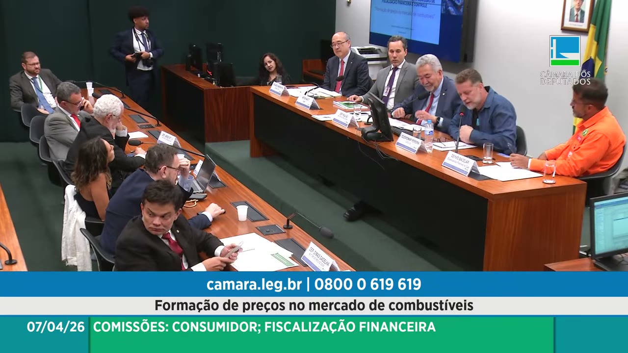 Vídeo do evento em 1:05:58