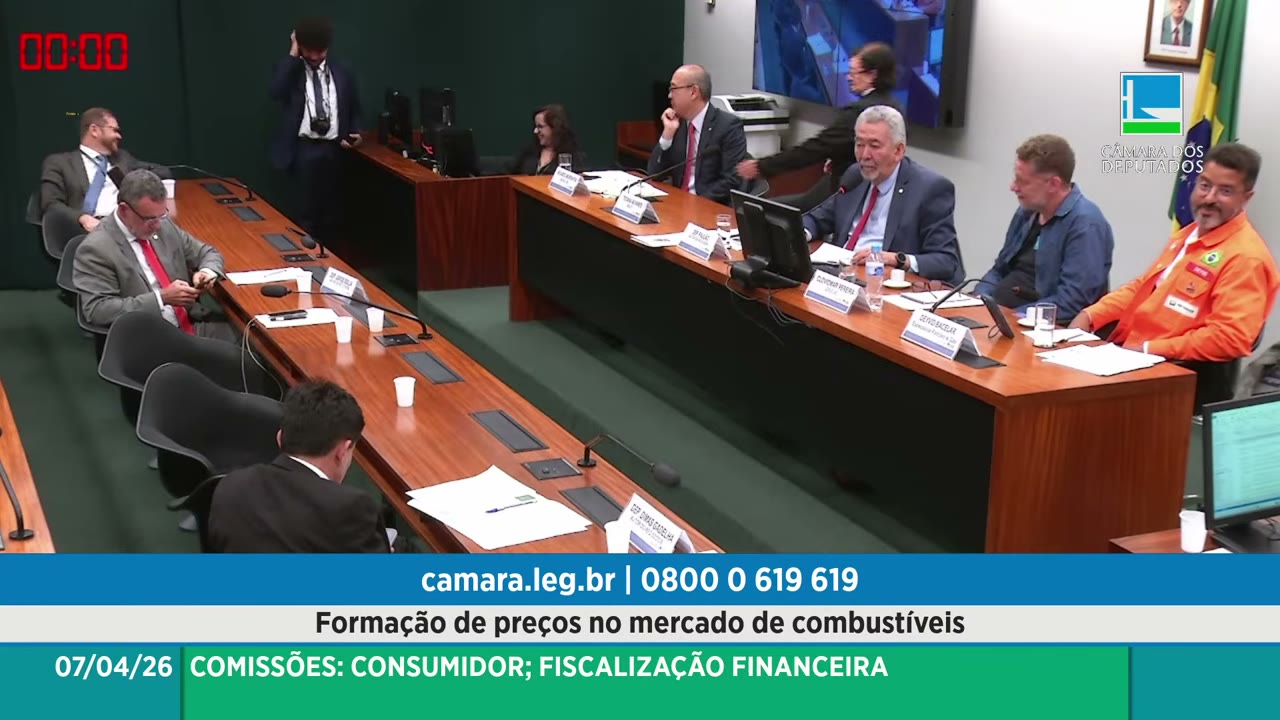 Vídeo do evento em 1:32:35