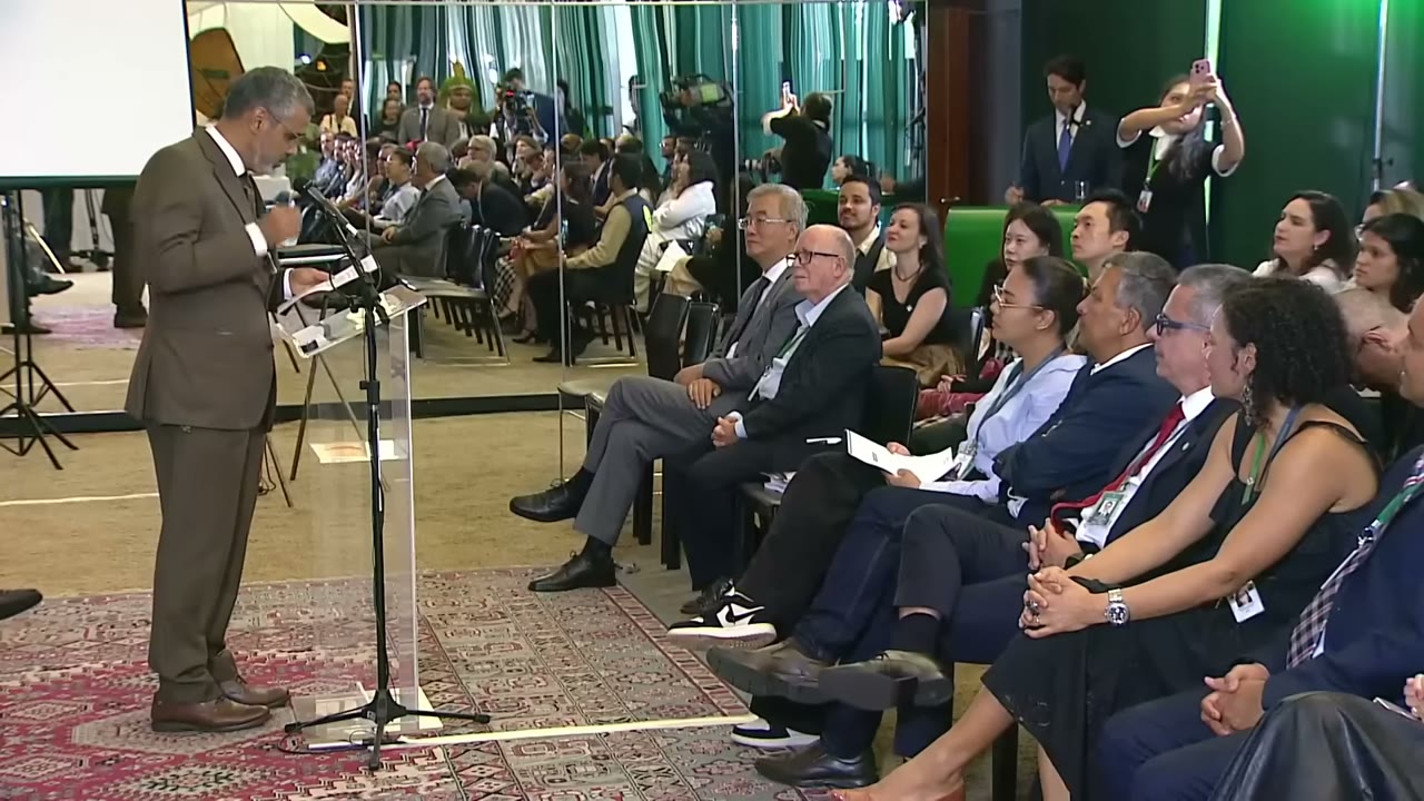 Vídeo do evento em 39:45