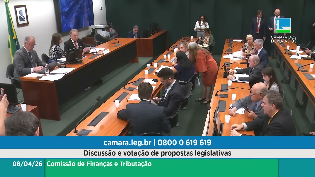 Vídeo do evento em 1:01:43
