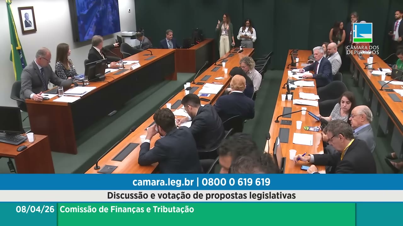 Vídeo do evento em 1:15:00