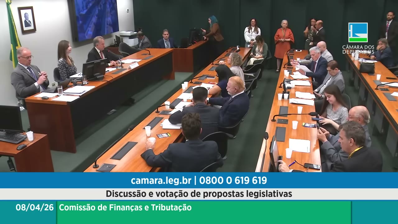 Vídeo do evento em 1:28:00