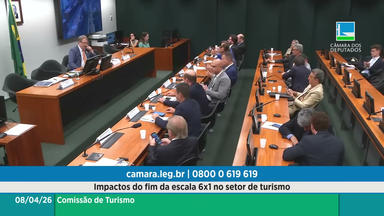 Vídeo do evento em 1:01:21
