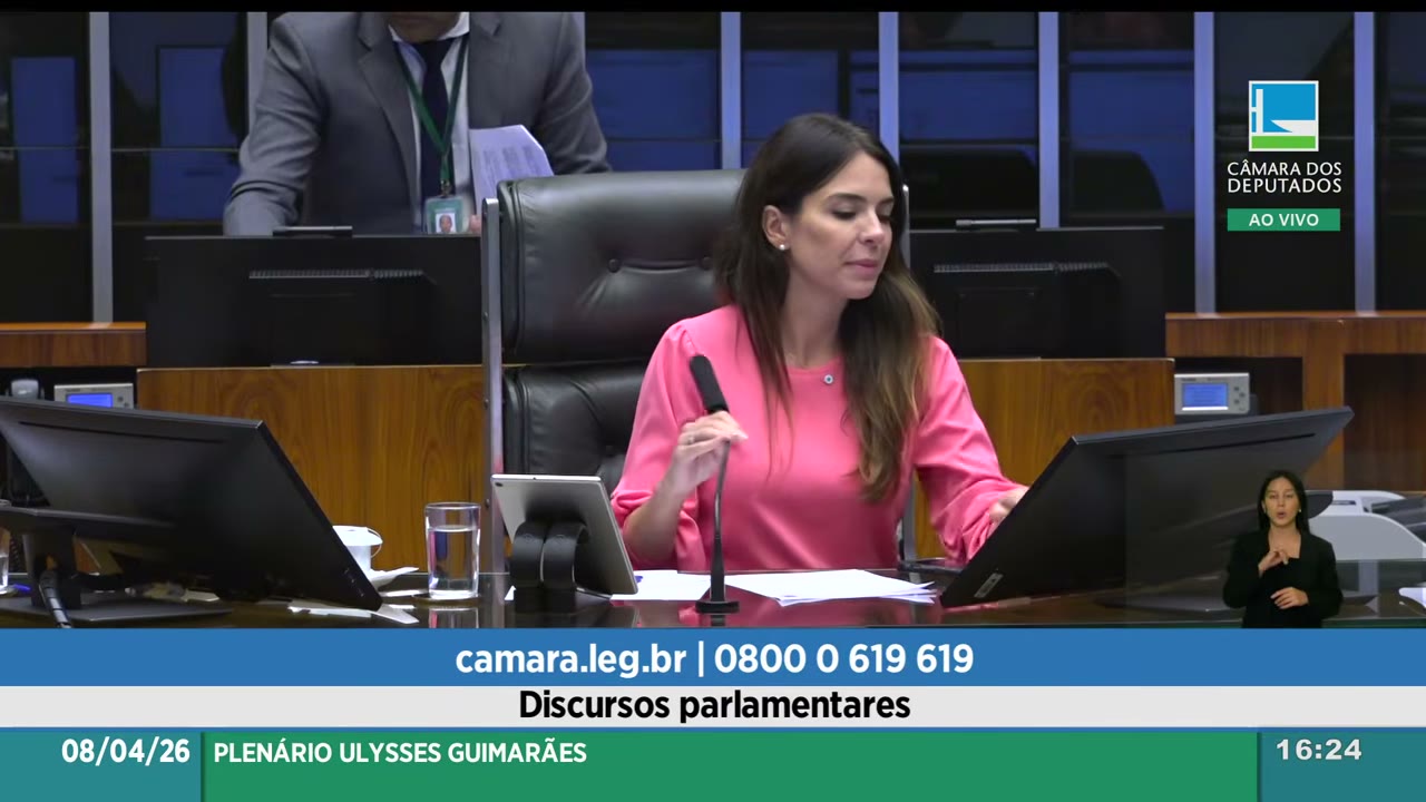 Vídeo do evento em 2:14:36