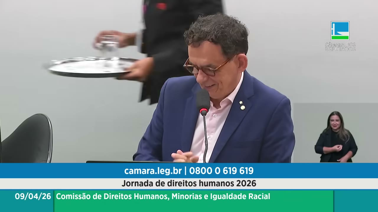 Vídeo do evento em 1:45:11