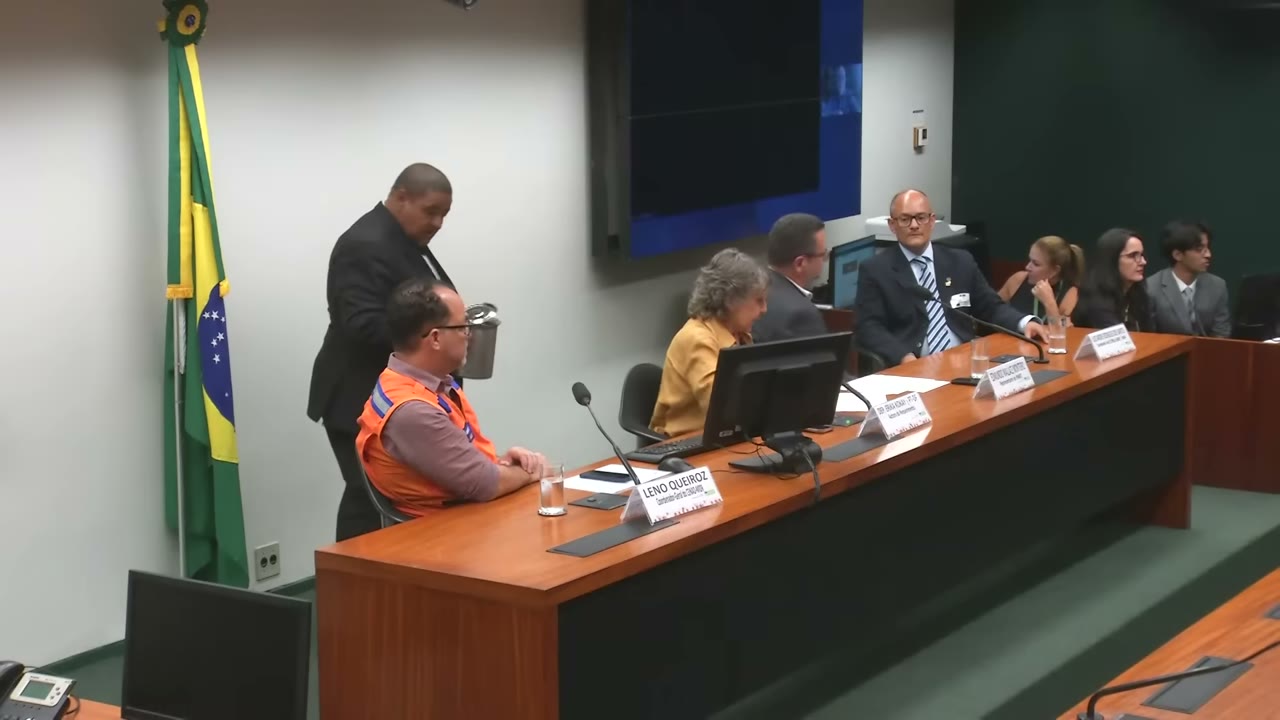 Vídeo do evento em 29:00
