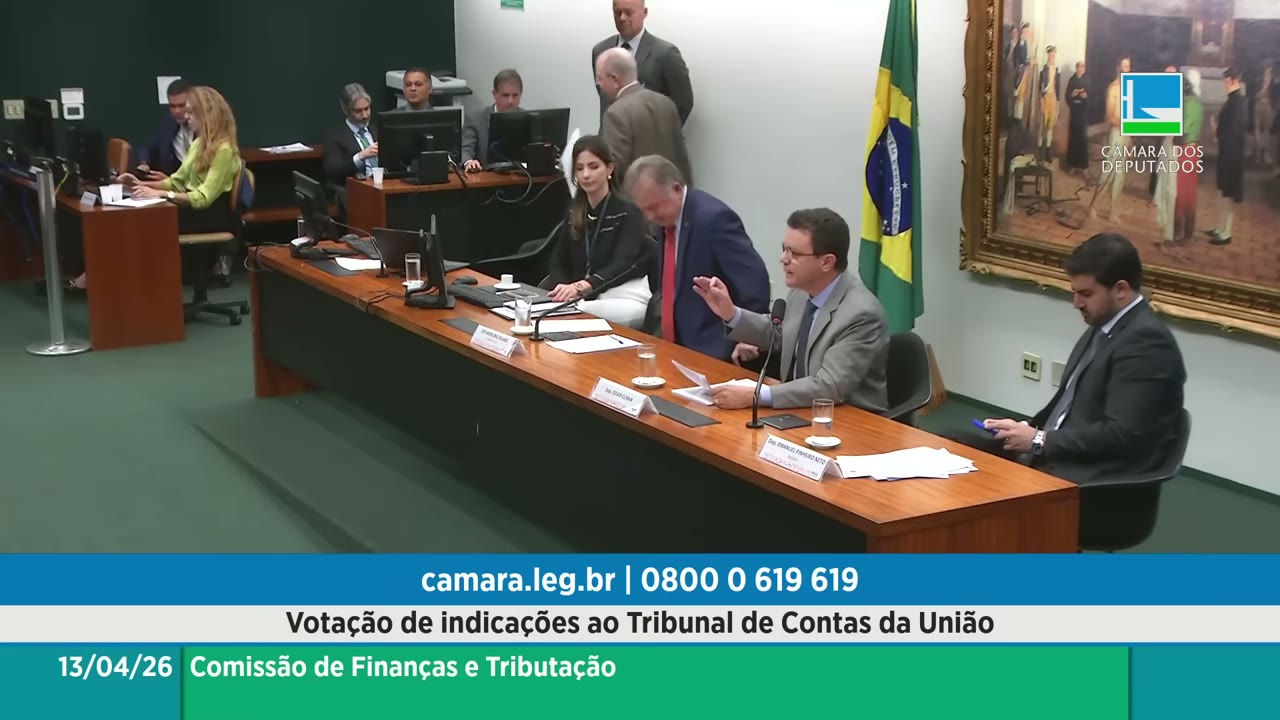 Vídeo do evento em 1:28:00
