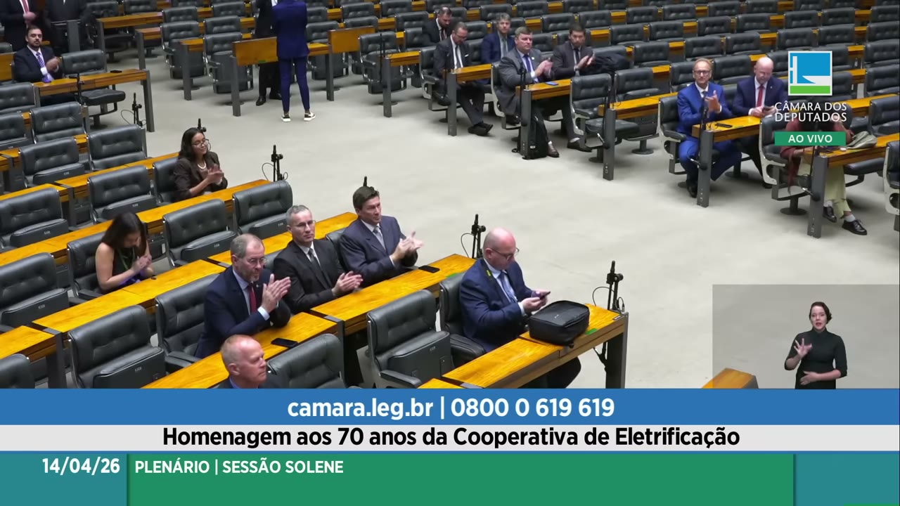 Vídeo do evento em 1:04:03