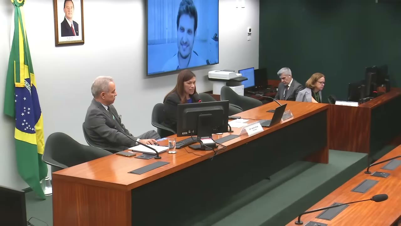 Vídeo do evento em 1:42:26