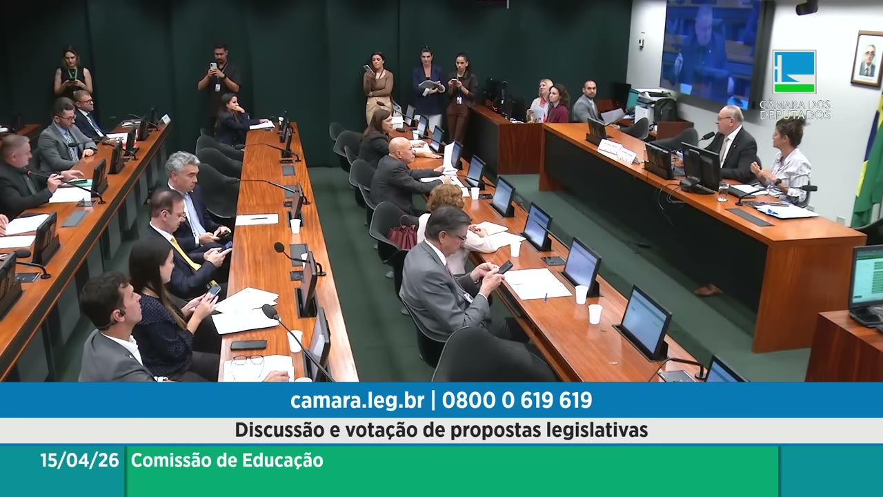 Vídeo do evento em 1:06:13