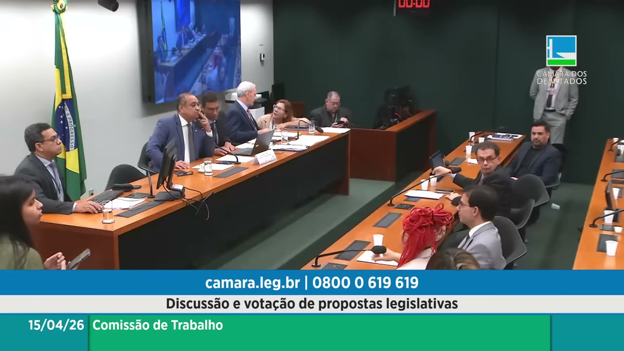 Vídeo do evento em 1:07:53