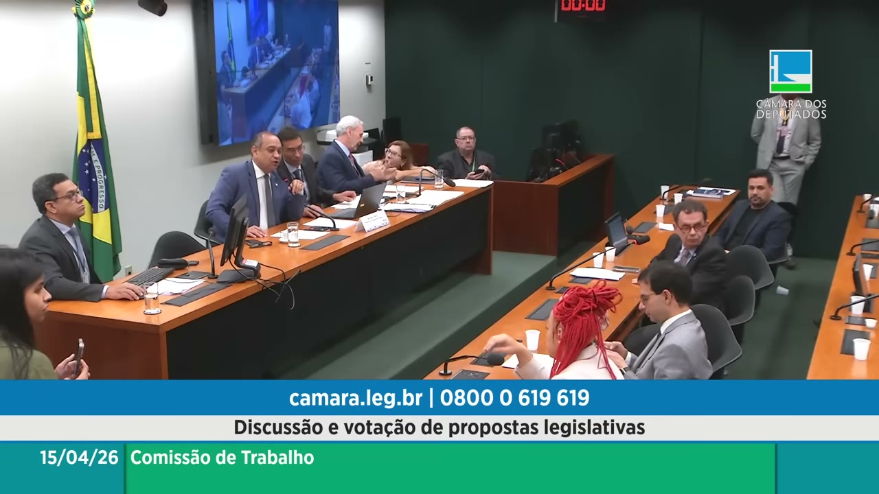 Vídeo do evento em 1:08:00