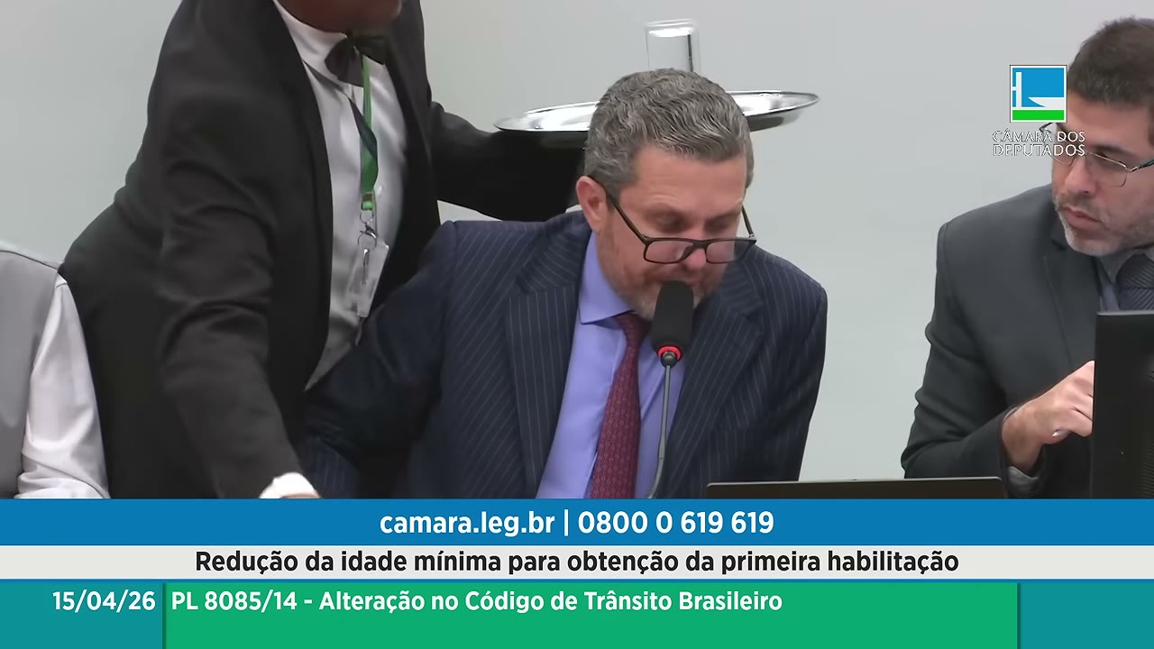 Vídeo do evento em 1:40:56