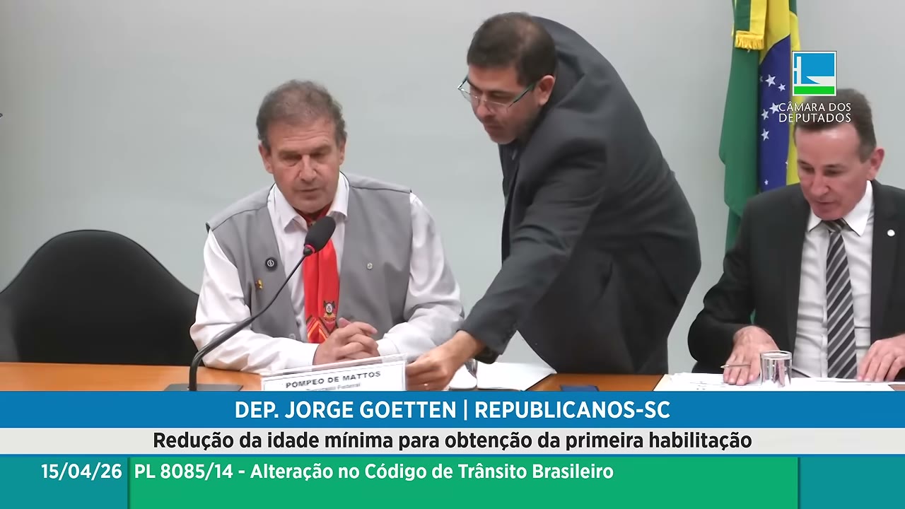 Vídeo do evento em 1:44:07