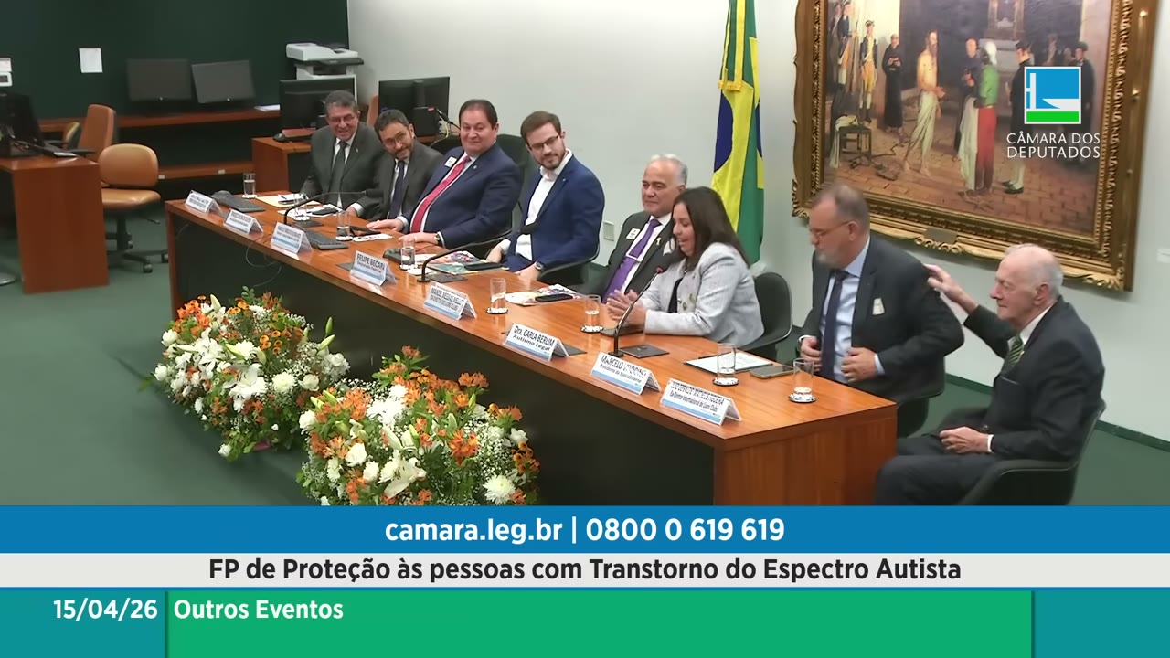 Vídeo do evento em 1:23:57