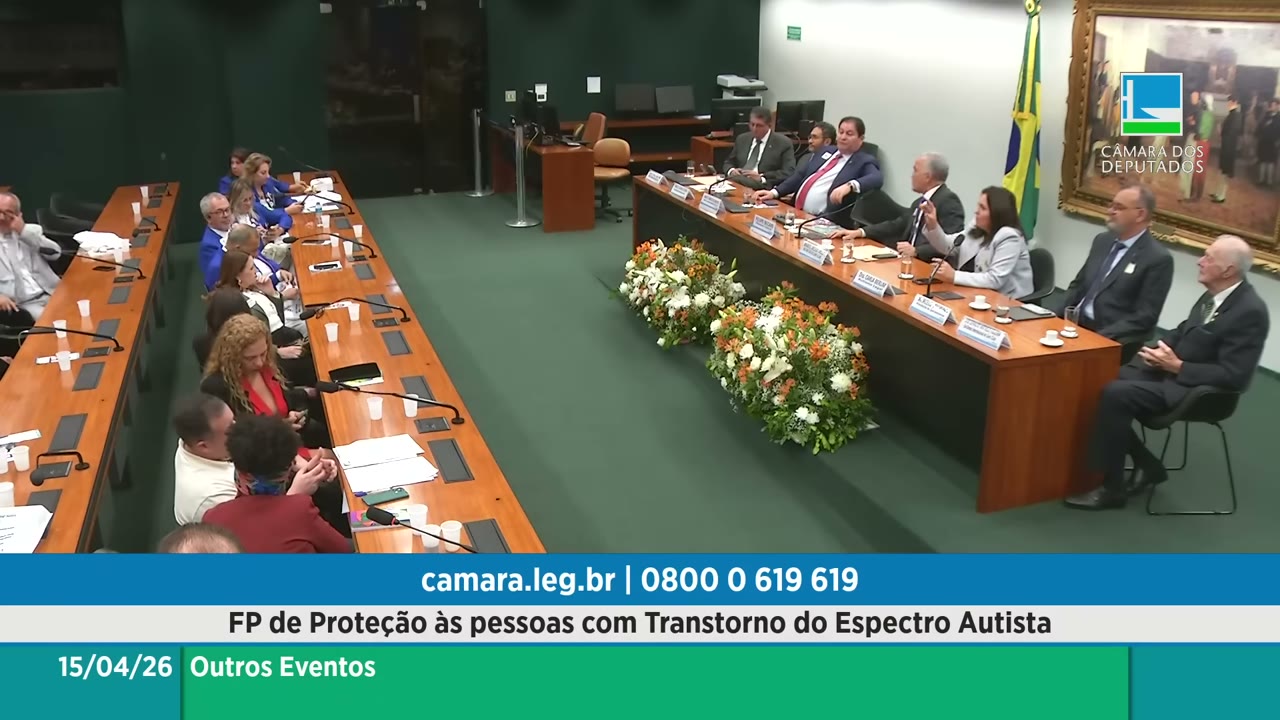 Vídeo do evento em 2:04:07