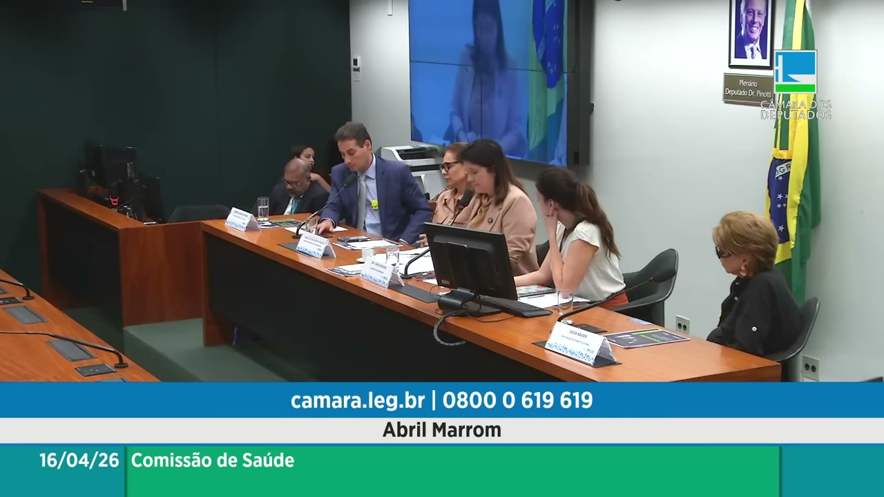 Vídeo do evento em 2:02:04