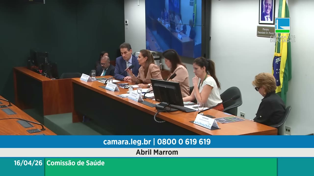 Vídeo do evento em 2:03:23